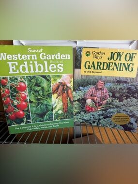 Sunset & Garden Way's Gardening Books - Green Cover with Carrots